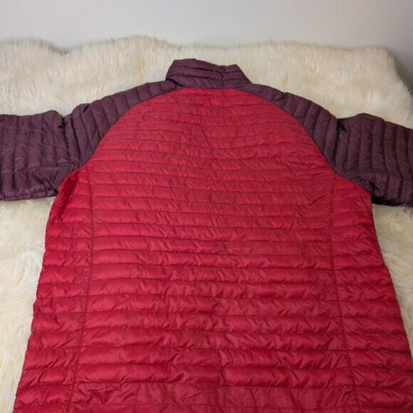 Men's Ultralight 850 Down Sweater, Colorblock - Picture 11 of 11